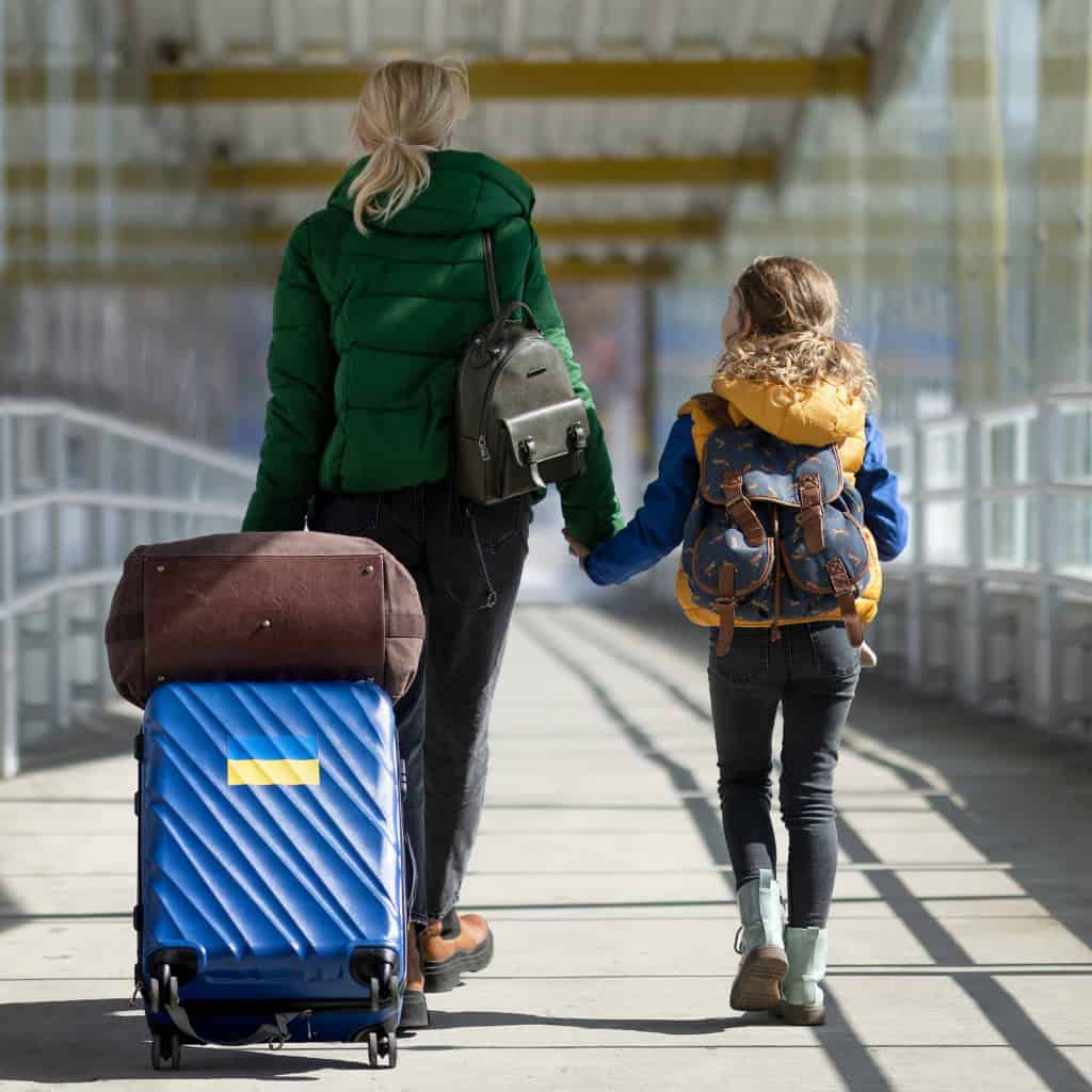 Mother and child leaving massachusetts after divorce